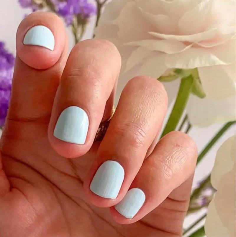 Couleurs de vernis tendance pour le printemps/été 2025